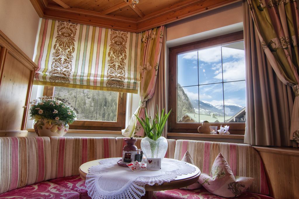 Hotel Magdalena Mayrhofen Pokoj fotografie